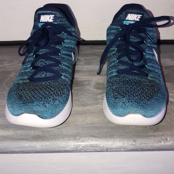 Nike LunarEpic Low Flyknit 2 ‘Binary Blue’ sneaker 7 - Picture 2 of 8